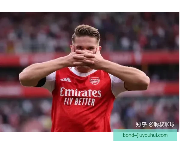 阿森纳连续两季英超惜败屈居亚军引发球迷热议